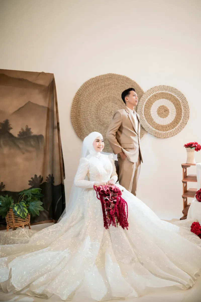 Riky & Meydi Background